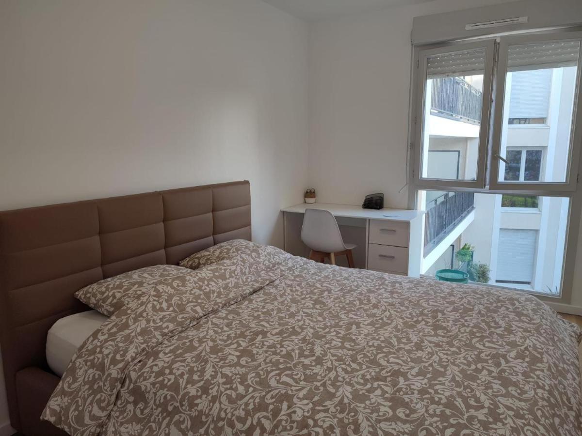 Chambre Privee Dans Un Nouvel Appartement Partage Pres De Paris Avec Parking Gratuit Chevilly-Larue Zewnętrze zdjęcie